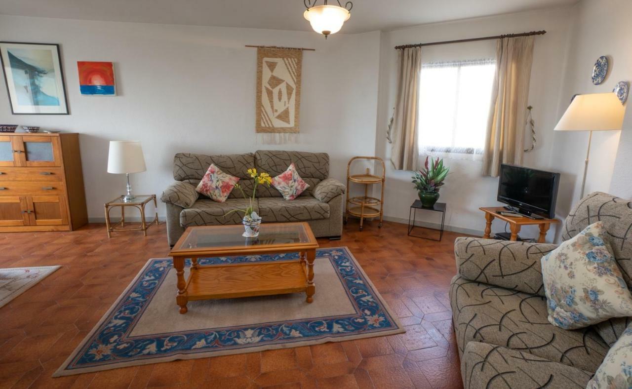 Palmeras 31 Menyber Apartment เนร์คา ภายนอก รูปภาพ