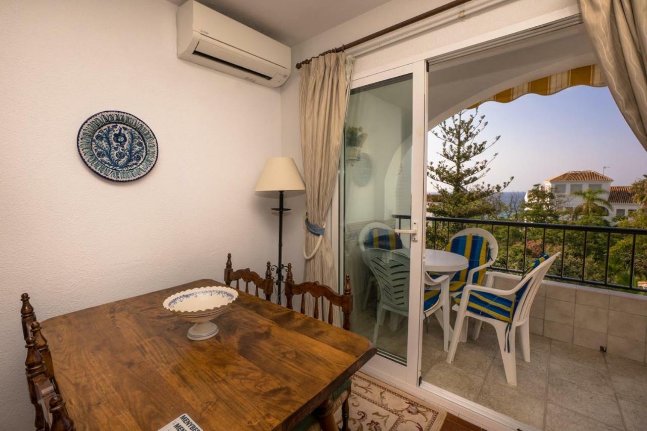 Palmeras 31 Menyber Apartment เนร์คา ภายนอก รูปภาพ