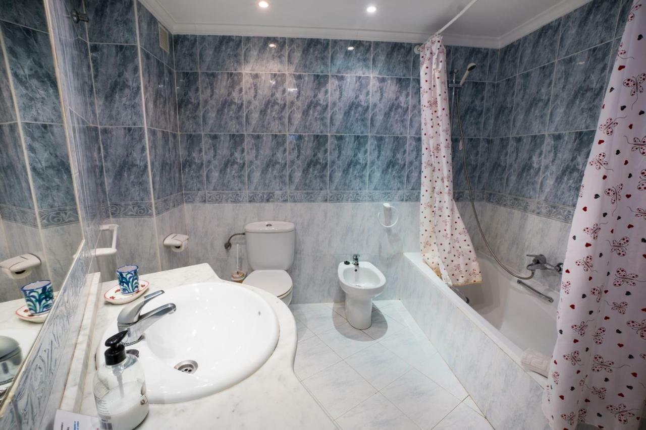 Palmeras 31 Menyber Apartment เนร์คา ภายนอก รูปภาพ