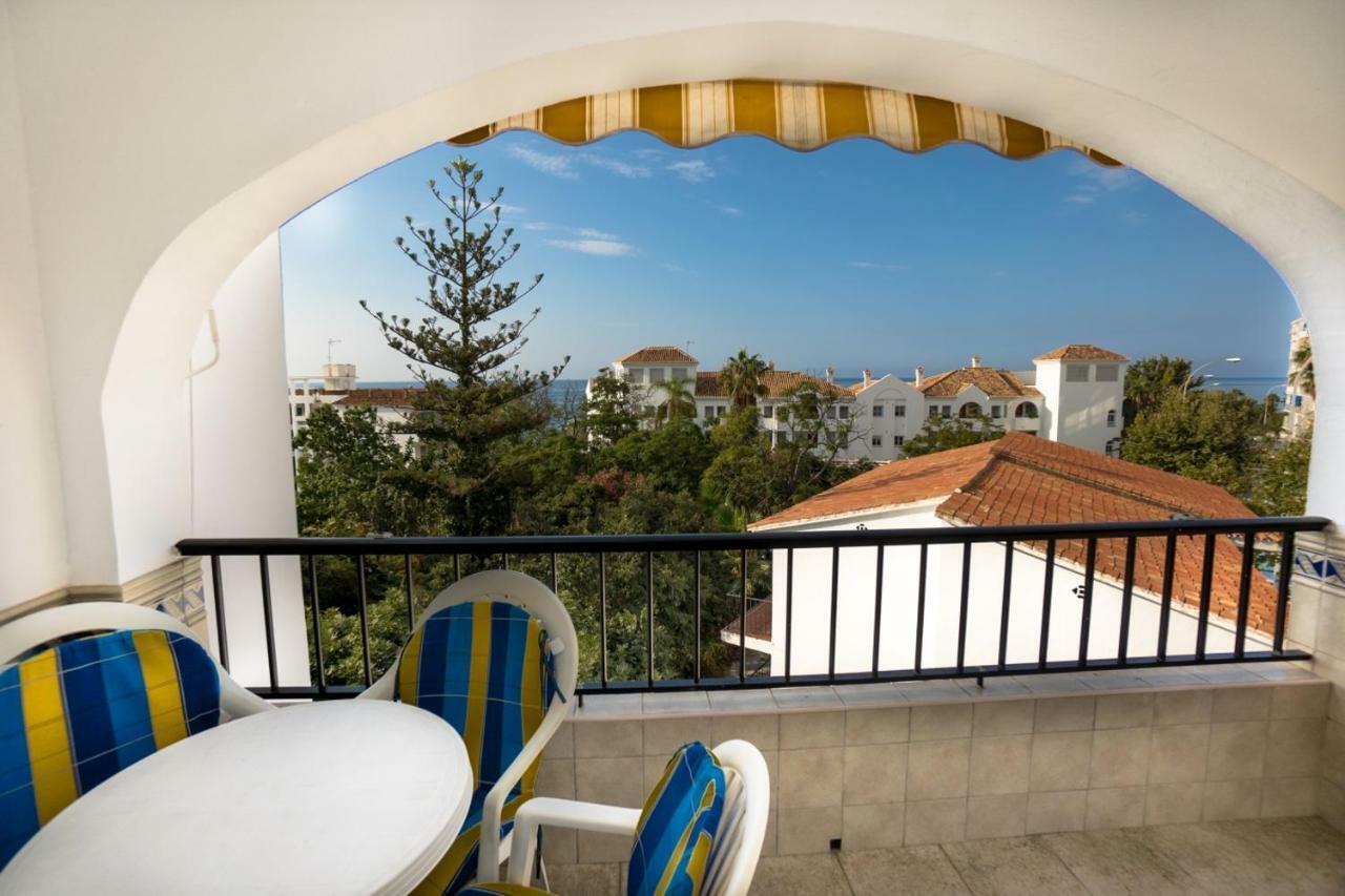 Palmeras 31 Menyber Apartment เนร์คา ภายนอก รูปภาพ
