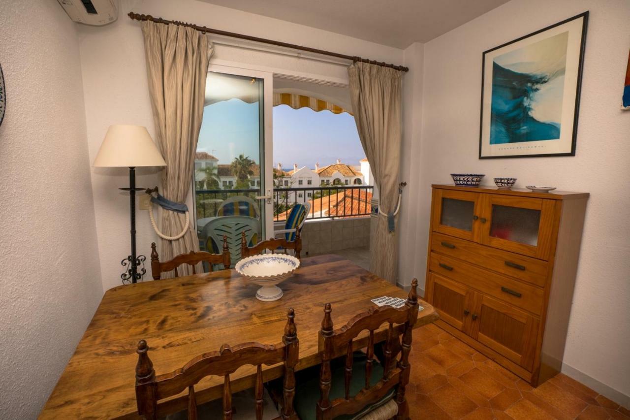 Palmeras 31 Menyber Apartment เนร์คา ภายนอก รูปภาพ